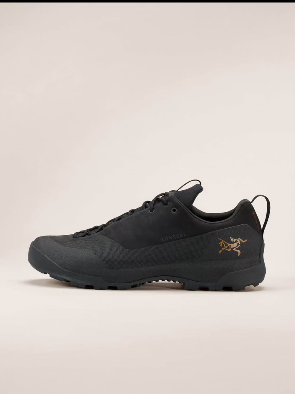Arc'teryx Konseal Women’s GTX (Goretex) Approach Shoe - Black with Gold Logo